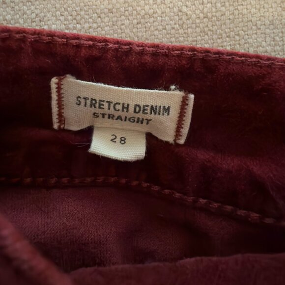 Madewell Stretch Velveteen Straight Zip Mini Skirt in Dark Cabernet - Picture 3 of 12